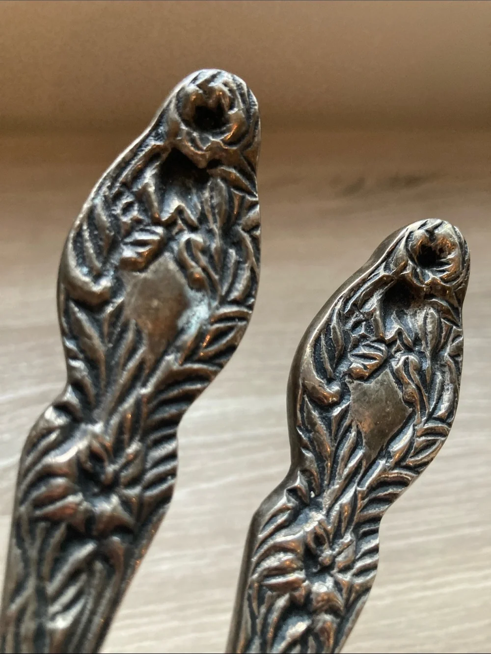 Fish serving utensils métal ornate and details